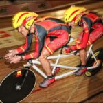 El tándem Venge-Llauradó pedalea hasta el oro en la contrarreloj