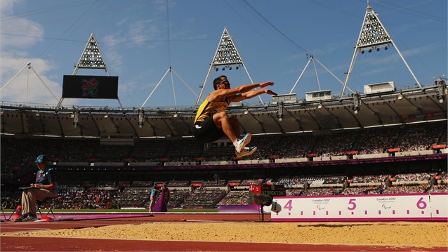 Xavi Porras, diploma en salto de longitud.