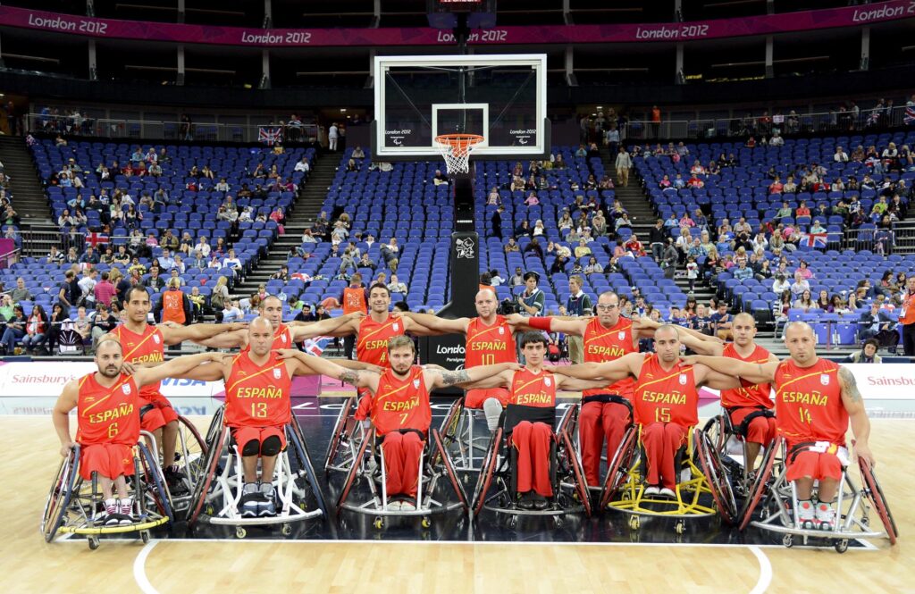 España gana a Turquia (67-64)