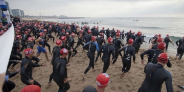 71 empleados de Adecco participan en el Triatlón Garmin de Barcelona con un fin solidario