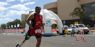Lionel Morales cumple su sueño y termina el Triatlón Internacional de Lanzarote