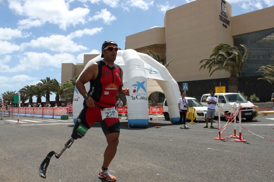 Lionel Morales cumple su sueño y termina el Triatlón Internacional de Lanzarote