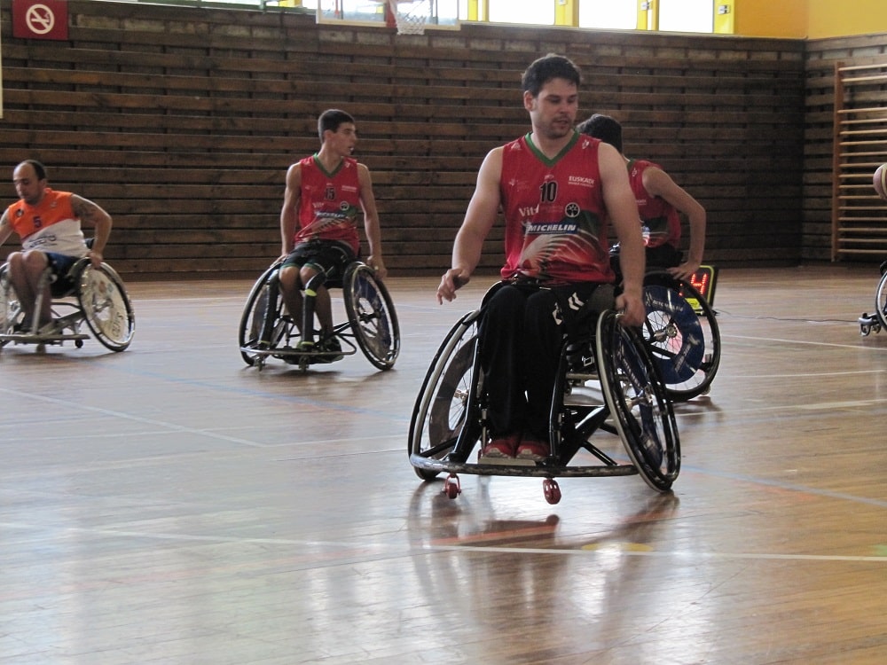 Un nuevo encuentro en Vitoria