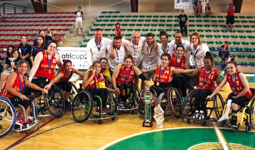 El baloncesto femenino español en silla de ruedas logra el oro en el Europeo B