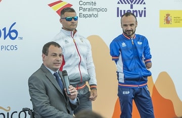 Los trainers paralímpicos David Casinos y Ricardo Ten, maestros de ceremonia en la presentación de la equipación paralímpica para Río 2016