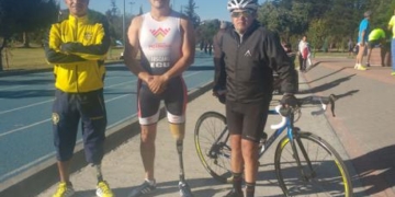 ECUADOR: Deportistas con discapacidad formaron equipo para el Ironman 70.3 en Manta