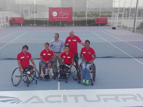 Aciturri con la Selección Española de tenis en silla de ruedas
