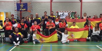 El hockey en silla de ruedas eléctrica español aprende en Holanda