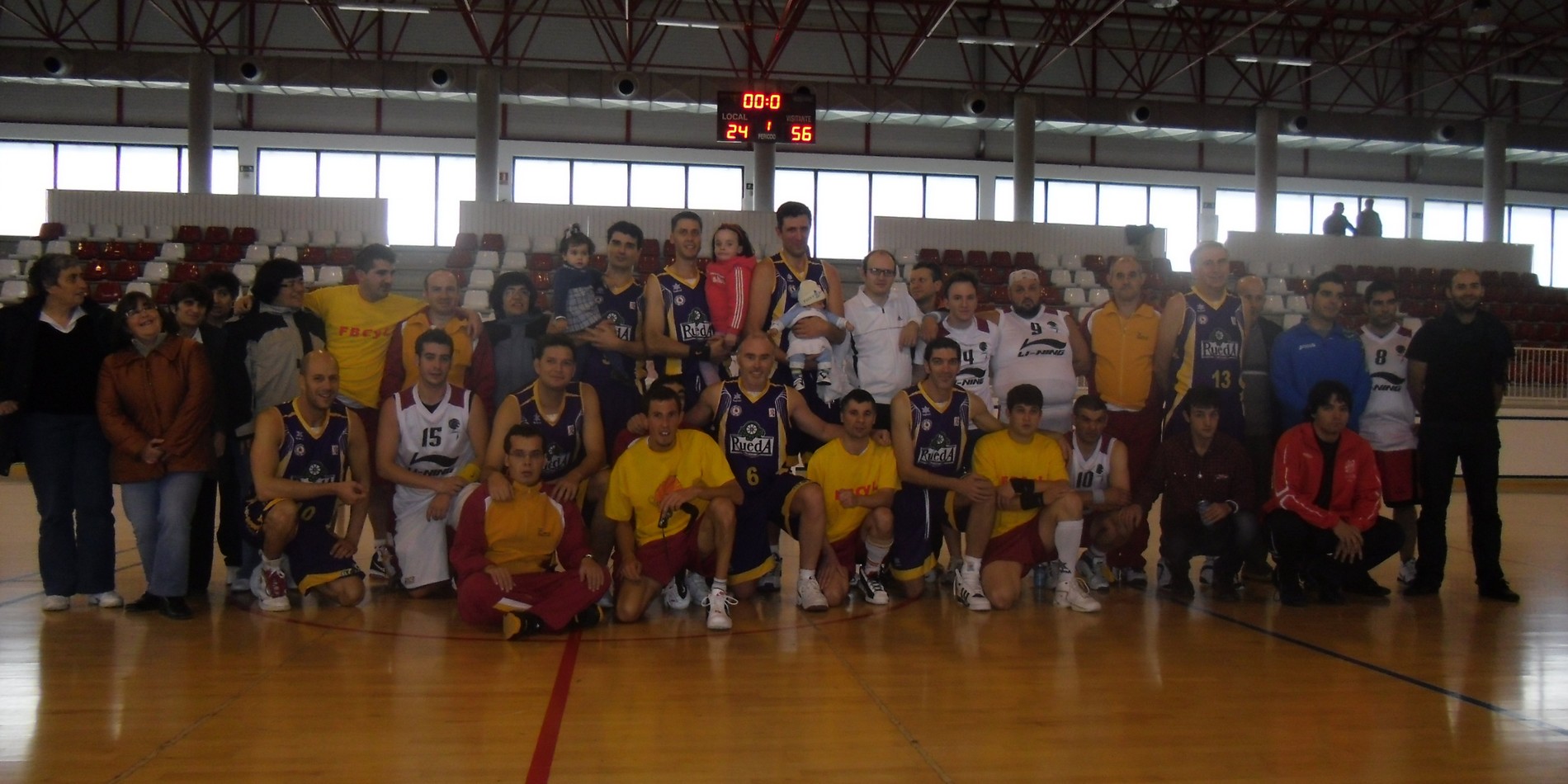 Un gran primer cuarto da el tercer triunfo a España