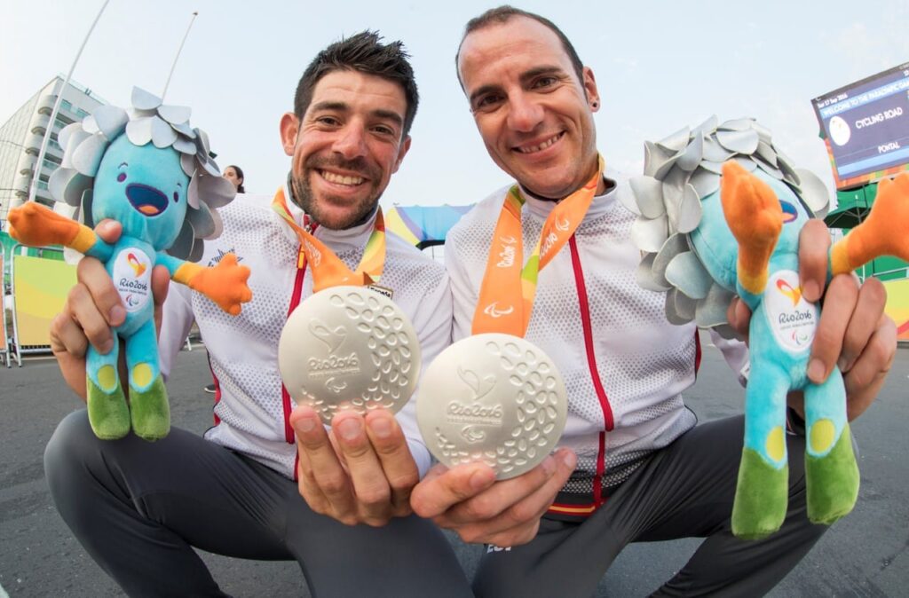 El surf, punto de unión de la Fundación Telefónica y la Fundación Deporte & Desafío