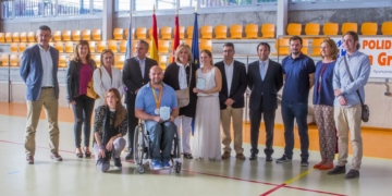 Majadahonda reconoce a los paralímpicos Carlos Vera y Sara Andrés