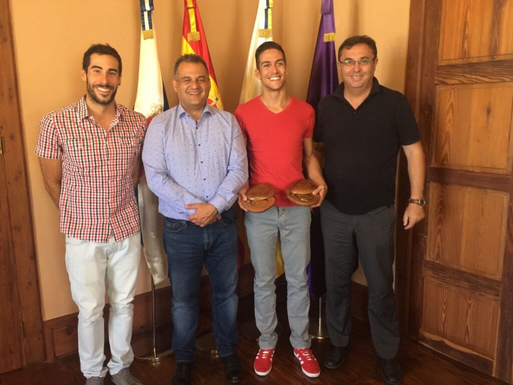 Israel Oliver y Vicente Hernández, homenajeados en La Laguna