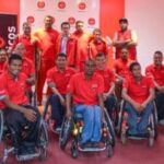 Talento y determinación en silla de ruedas