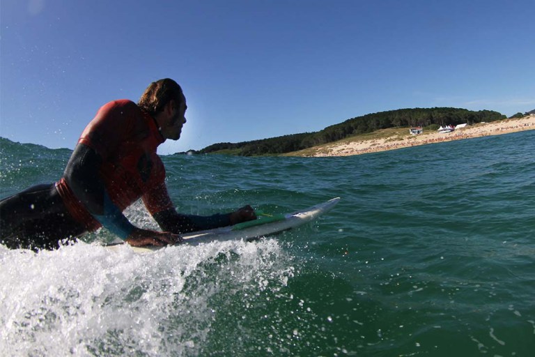 El surfing no entiende de barreras