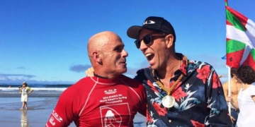 El surfista ciego Aitor Francesena ‘Gallo’ se proclama campeón del mundo