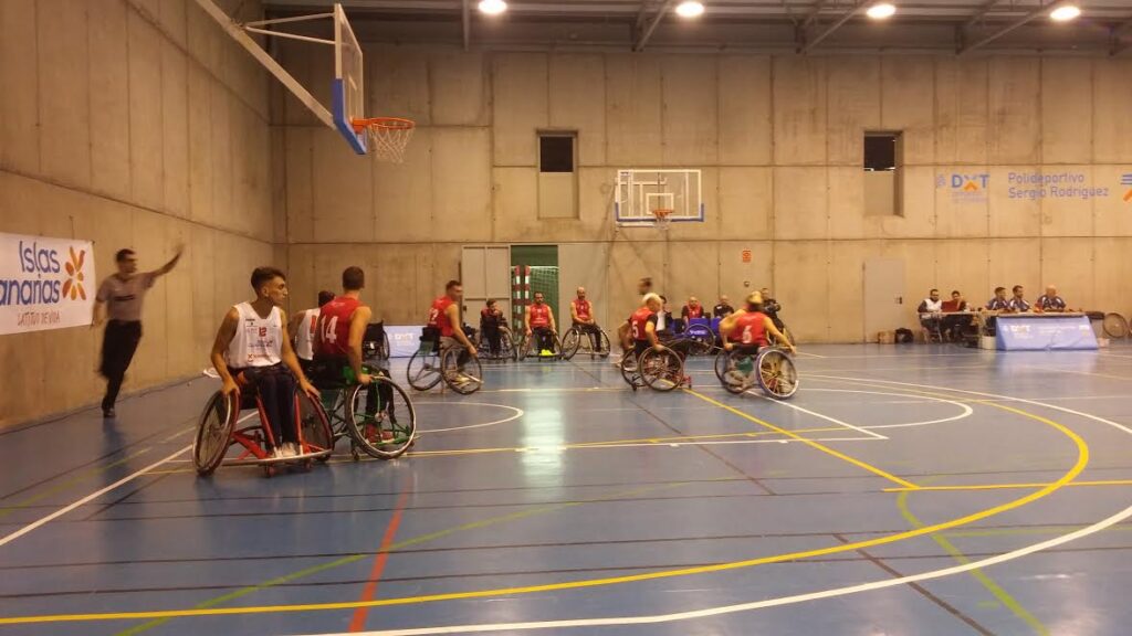 El ADEMI Tenerife vence a un aguerrido Murcia