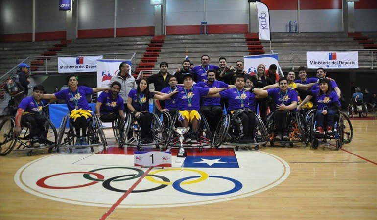 El drama del campeón del basquetball adaptado para representar a Chile