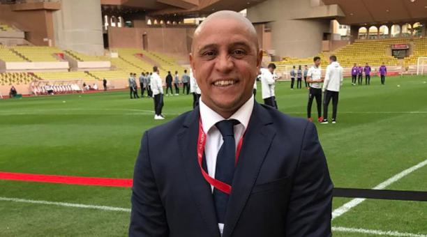 Roberto Carlos tendrá un programa para 300 niños con discapacidad