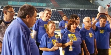 Personas con discapacidad intelectual de Los Verodes aprenden la Lucha del Garrote