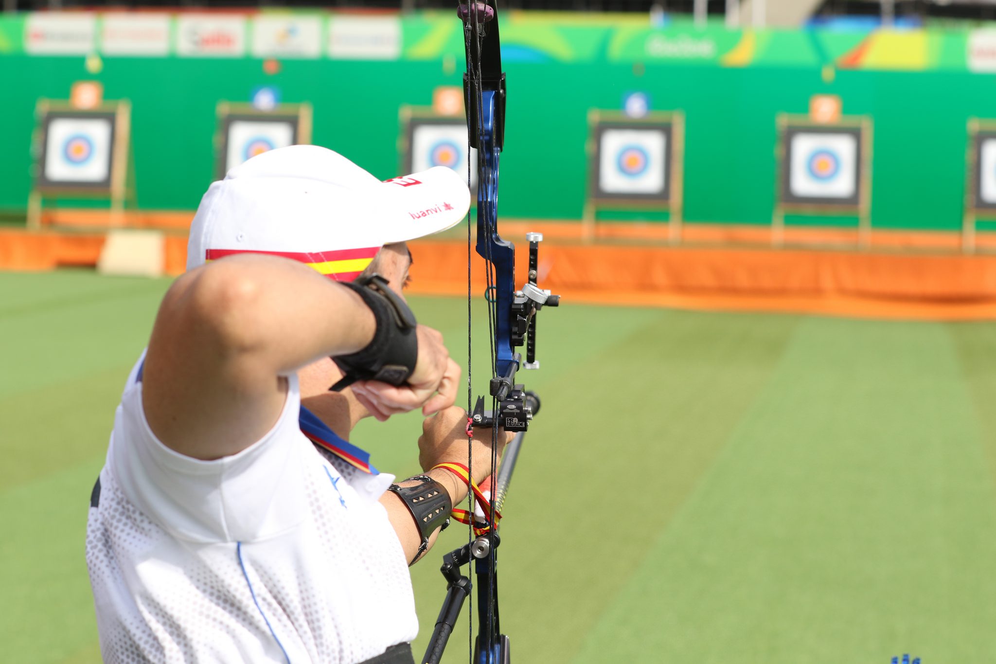 110 flechas apuntan a la diana