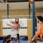 Mustafa deja sin liderato a España