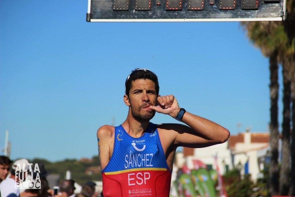 Segundo en la Copa del Mundo de Paratriathlon