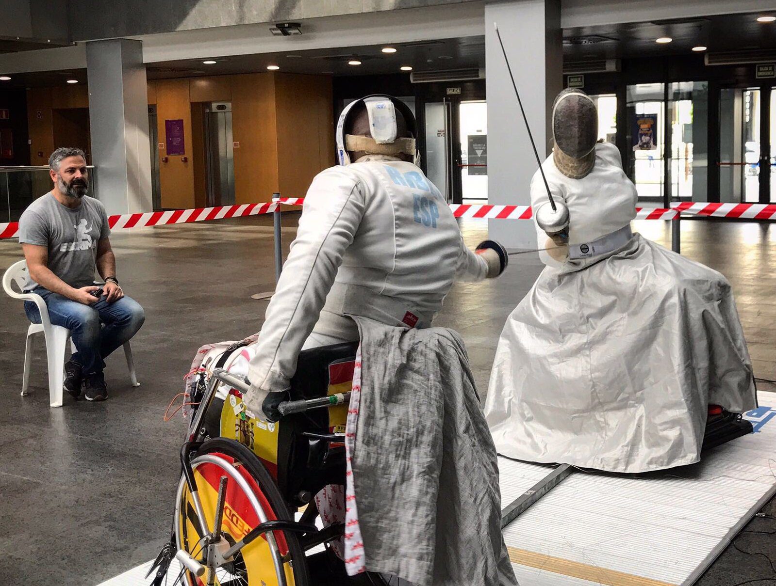 Alex Prior y Tarek Nejjar mandan en Medina del Campo