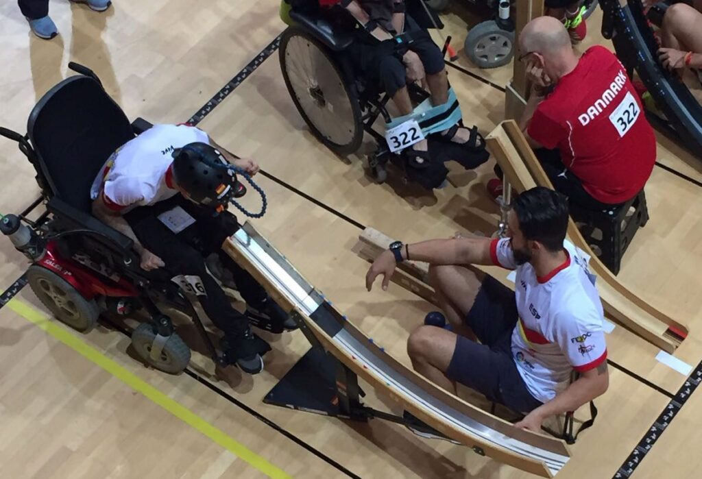 La Liga Madrileña de Boccia juega sus últimas bolas