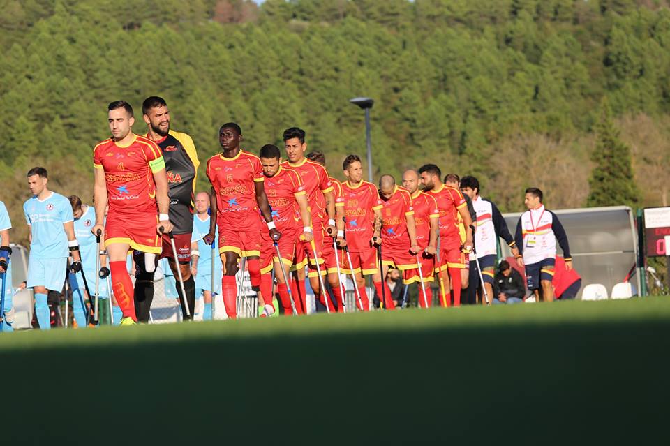 Inglaterra frena a España en el Europeo de fútbol para amputados