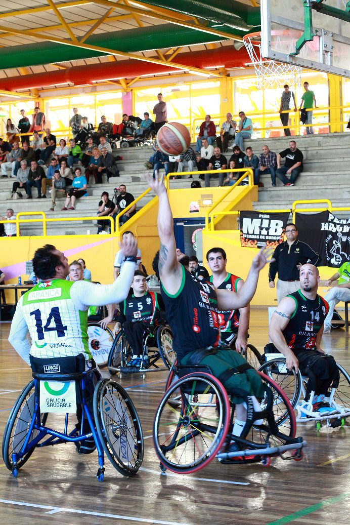 Victoria revitalizadora del Bidaideak Bilbao en Vélez-Málaga