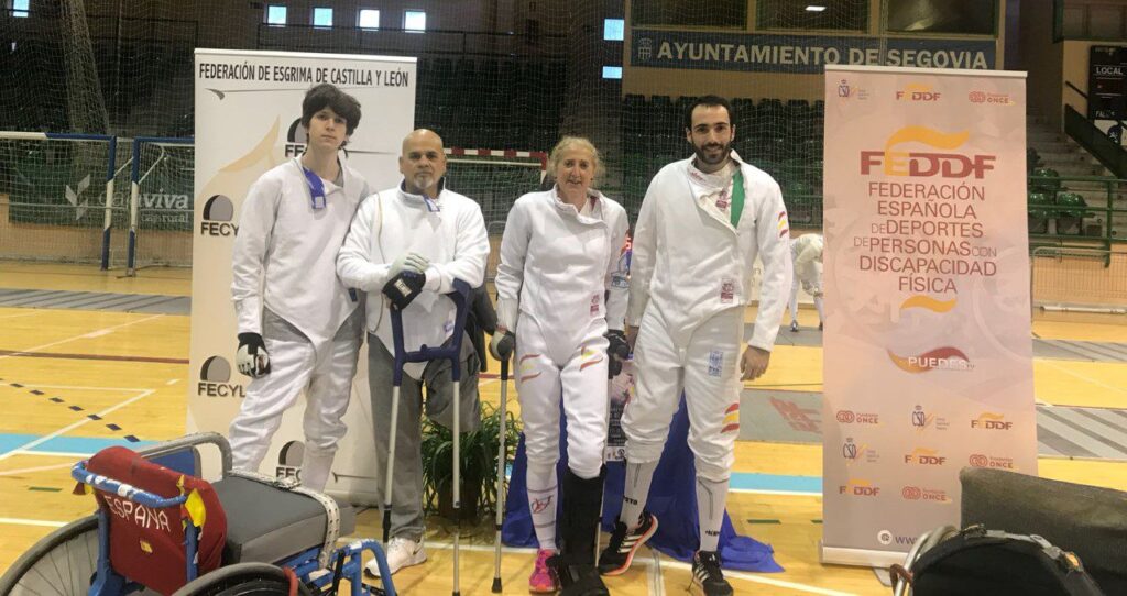 Álex Prior manda en sable y florete e Iago Fernández sorprende en espada