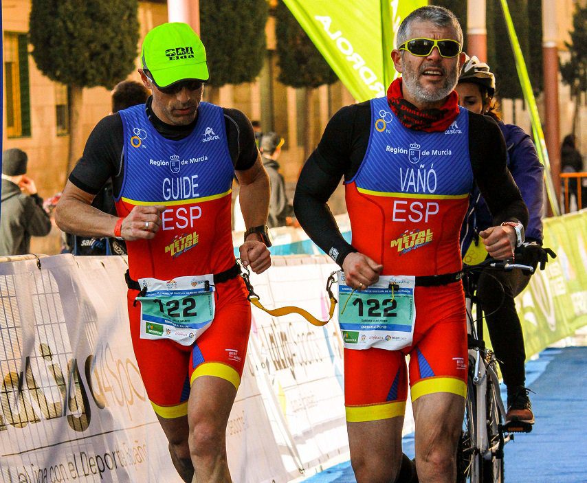 El Paraduatlón invade las calles de Orihuela