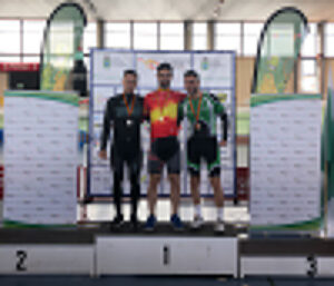 Alfonso Cabello regresa al velódromo con galones