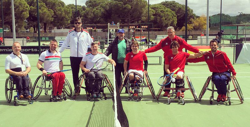 España se mete en semifinales tras vencer a Hungría