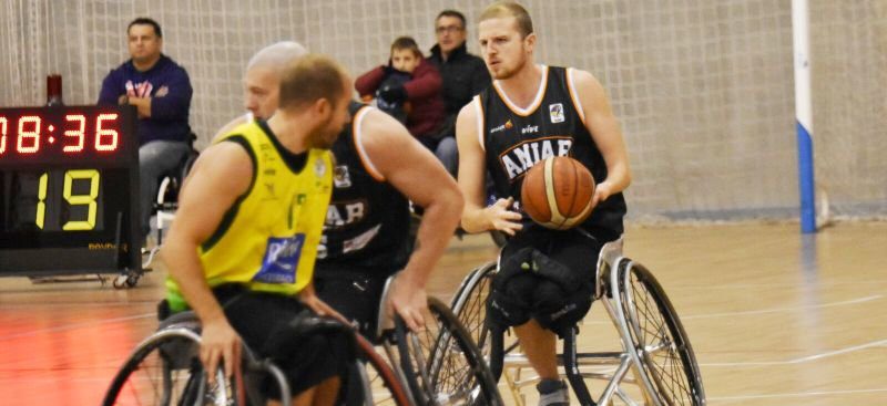 Amiab busca mantener el liderato ante un necesitado Amivel