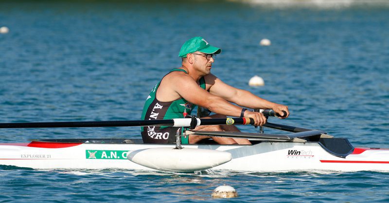 Fermín Ahedo se proclama campeón de España de remo adaptado