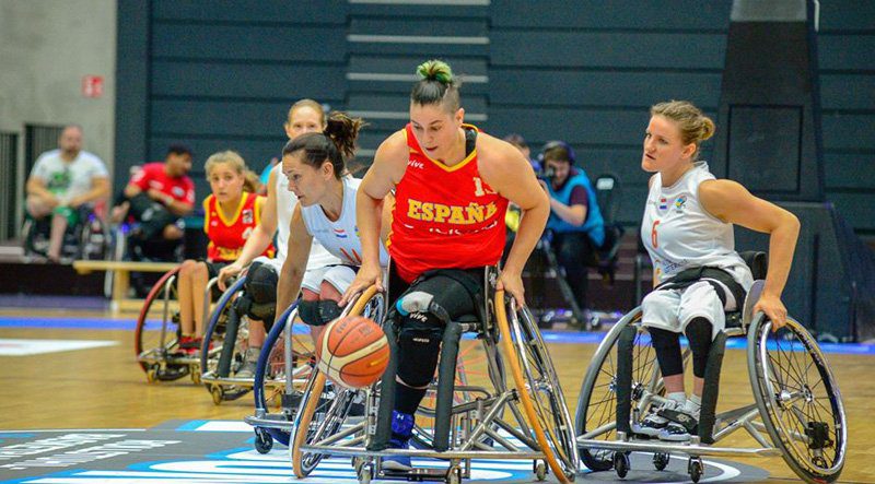 España sufre una abultada derrota en su debut en el Mundial