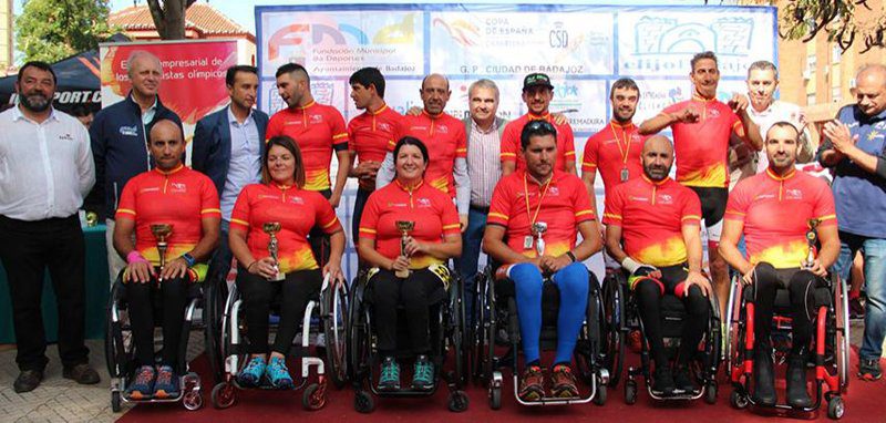 Rubén Tanco, Juanjo Méndez y García Abella triunfan en Badajoz