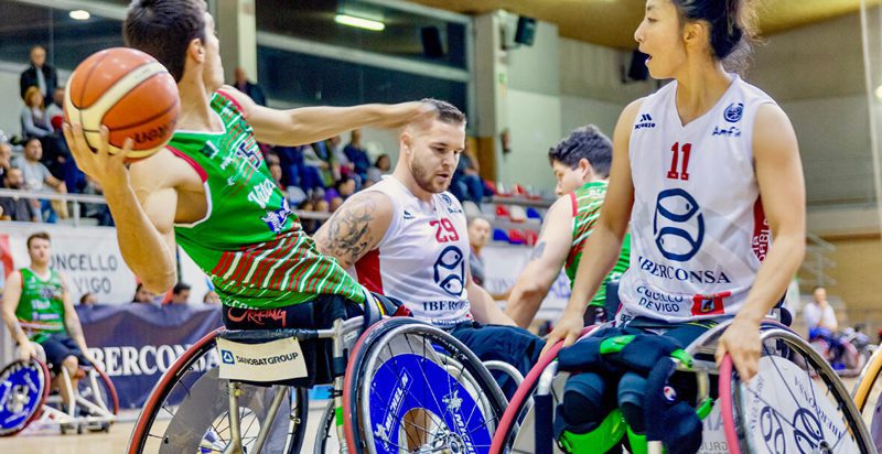 El Zuzenak da la campanada en casa del Iberconsa Amfiv