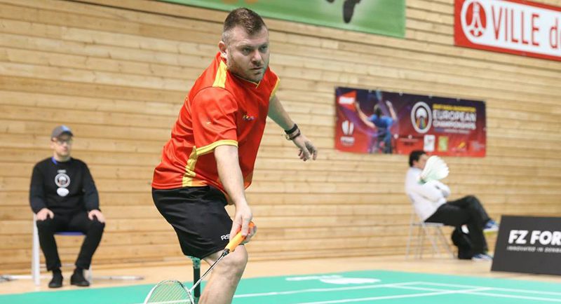 Simón Cruz: "La Federación de Bádminton me da la espalda en mi camino hacia Tokio 2020"