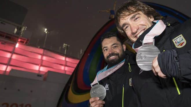 Jon Santacana y Miguel Galindo, un año ‘extra’ en la nieve