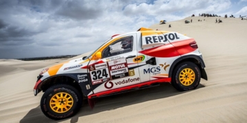 Isidre Esteve cumple su objetivo en el arranque del Dakar