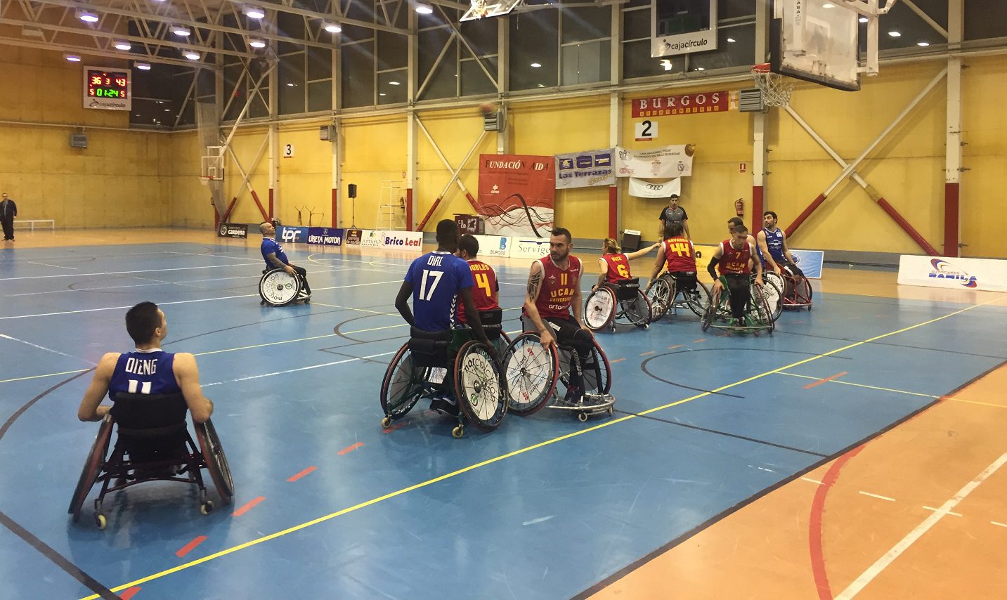 El UCAM Murcia presenta su candidatura al ascenso