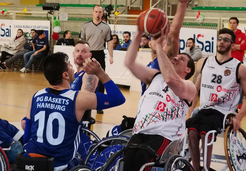 El Bidaideak Bilbao tropieza en Champions ante el Briantea Cantú