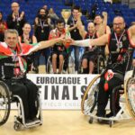 El Bidaideak Bilbao inaugura sus vitrinas con el título de la Euroliga 1