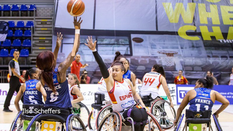 España tumba a Francia y sella más de medio pasaporte para Tokio 2020