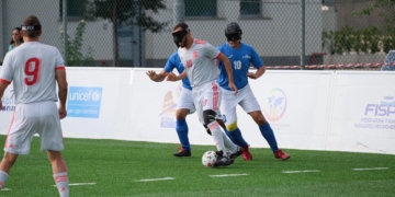 España zarandea a Italia y se cuela en las semifinales del Europeo