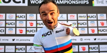 El insaciable Ricardo Ten se enfunda el maillot arco iris