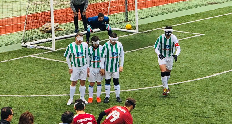 Betis San Isidro se agarra al liderato en la Liga de fútbol para ciegos