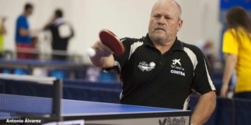 Manuel Robles, la tenaz pala que abrió camino en el tenis de mesa